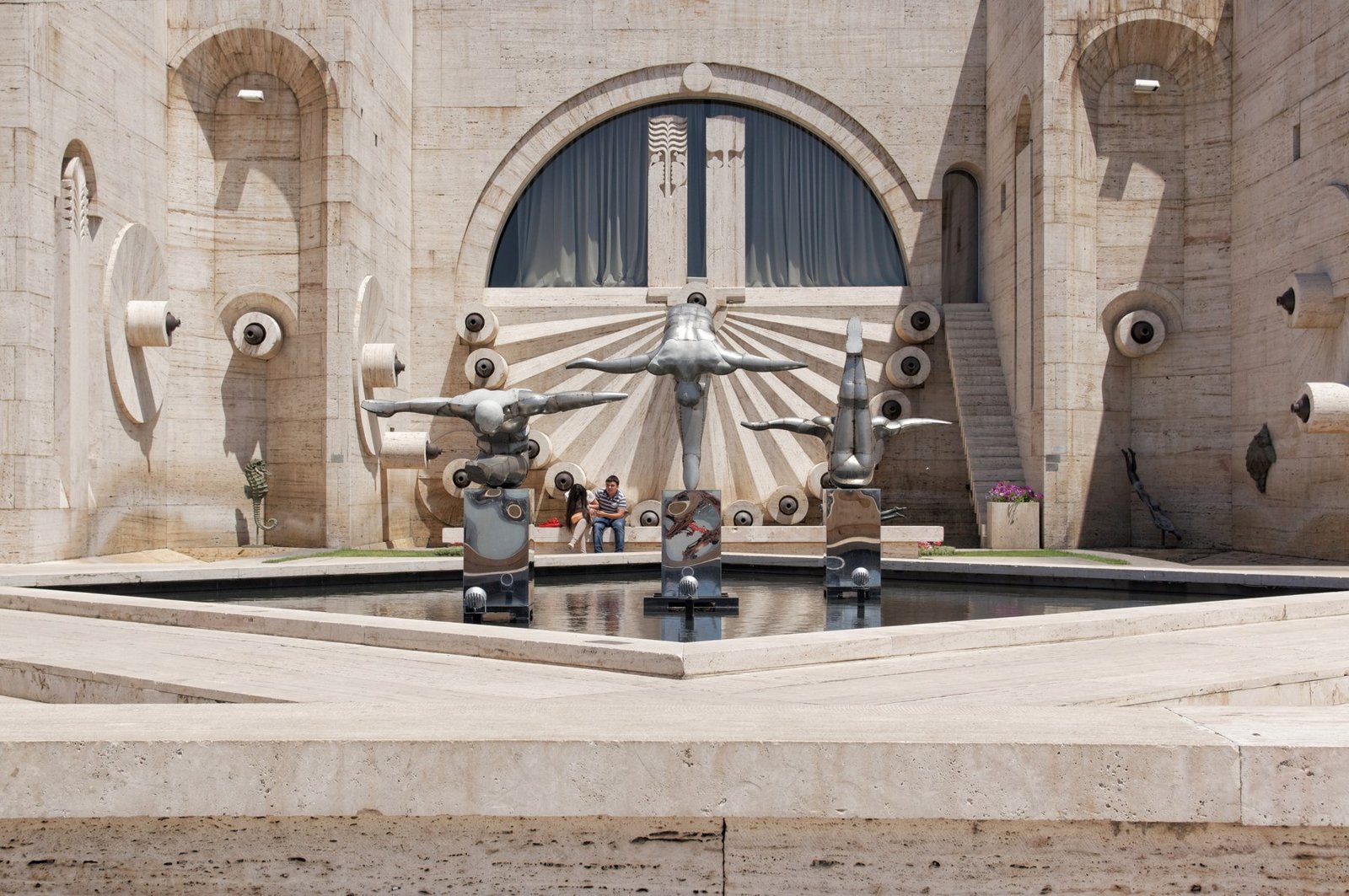 Cascata de Yerevan — Vyacheslav Argenberg, CC BY 4.0